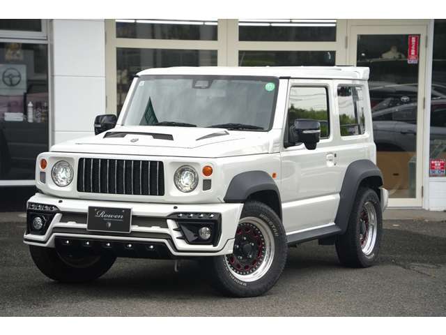 ROWENにて販売製作した車両となります。ROWENフロントバンパー、フロントグリル、ボンネットカバー、ルーフスポイラー、リアバンバー、LEDテールレンズ、16AWホイール、ローダウン仕様です