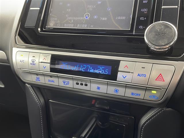 【運転席操作部】快適なドライブを楽しむための機能が装備されています！運転席から触れるので、使いやすいです！除菌プランいれていただくと、さらに清潔で安心していただけます！