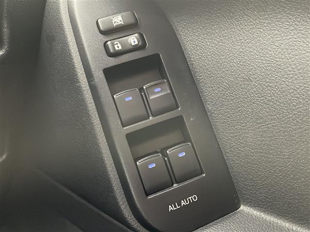 【窓操作部】軽い力で、窓を開けたり閉めたりすることができます！掲載箇所以外にご希望の写真がございましたら、お気軽にお問い合わせ下さい！メールや郵送でお送りさせていただきます。