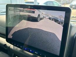 【バックカメラ】便利なバックカメラで安全確認もできます。駐車が苦手な方にもオススメな便利機能です。