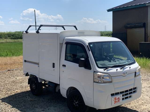 【親切・丁寧な接客】　初めてお車のご購入を検討されている方や、お車についてあまり詳しくない方にも分かりやすい接客を心掛けています！