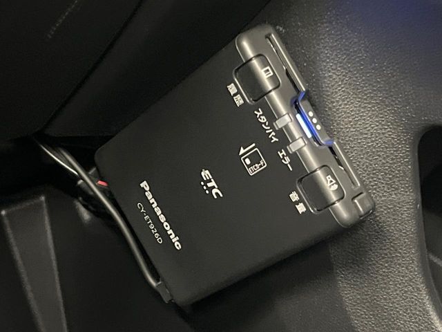 【ETC】高速道路の料金所をストレスなく通過！話題のスポットやサービスエリアに多い「スマートIC」利用時は必須のアイテムです。当店でセットアップを実施、ご納車当日からすぐにご利用いただけます！