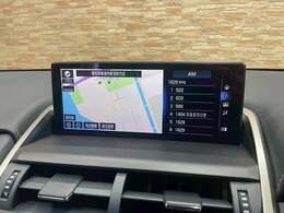 【純正メーカーナビ】装備でフルセグTV視聴やBluetooth等充実装備。