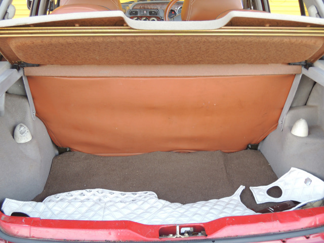 軽自動車・軽バン・国産車・外車・希少車まで幅広くお取り扱いしております。三重県だけではなく、北海道から沖縄までお車を納車いたしております。お気軽にご相談くださいませ。