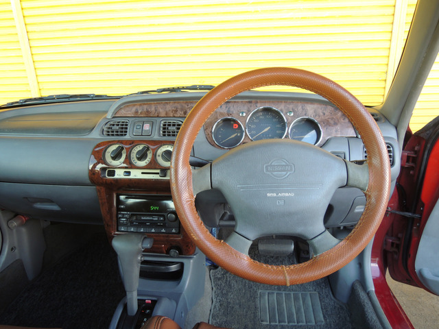 伊勢市内クルマ所有台数最大級、各種新車・中古車販売店ウチダオートです