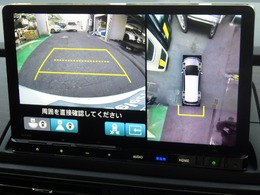 ★バックモニター搭載★ バック時目視しにくいクルマの周囲をカメラで映し出し、安全・安心駐車をサポート♪バックの苦手な方も後ろがハッキリ見えるので安心です☆