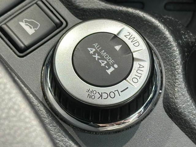 【パートタイム式4WD】LOCKモード・AUTOモード・2WDモードと状況に合わせて3つのモードを選択できます。