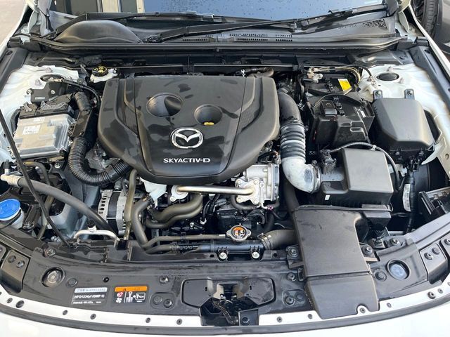 親切・丁寧な専門メカニックスタッフが応対！・車検・点検整備・事故等の修理などアフターサービスも安心。お車のカスタマイズもネクステージのサービススタッフまでご相談ください！