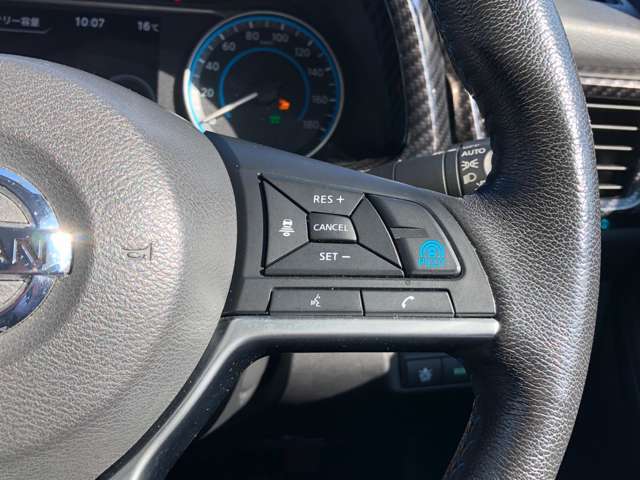 同一車線運転支援システム　プロパイロット　条件が許せばハンドル支援も致します。