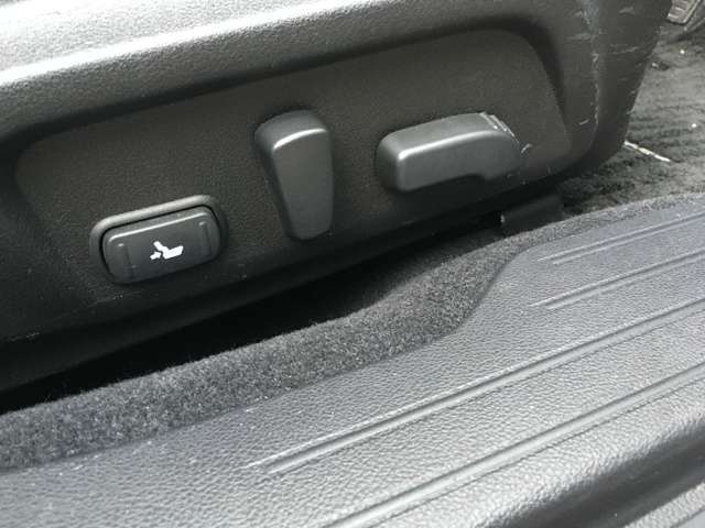 お問合せ時に「カーセンサーを見た」とお伝えいただくとスムーズにご案内できます。