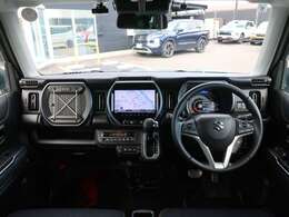 全国どこへでもご納車出来ます。当店では北海道～九州・沖縄県まで納車実績がございます。もちろん近隣にお住まいの茅ケ崎、藤沢、小田原、海老名、厚木、横浜、横須賀、相模原の方も大歓迎です