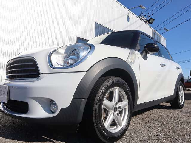 保管状態も良く艶もありとても綺麗な一台です。