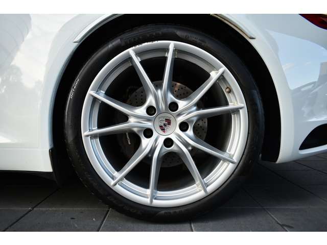 20インチ カレラS ホイール ￥260,000‐