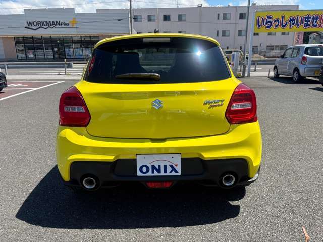 軽自動車・軽トラックなどお買い得なアウトレットカーが在庫多数ございます！見比べて触って体感ください☆