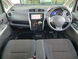 【インパネ全体】『インパネ全体』の画像になります。写真の内容に関してご不明点、ご質問等がございましたらお気軽にガリバー店舗までお問い合わせください。