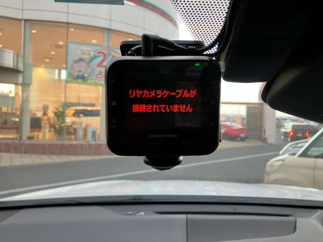 車庫入れもカメラ付きで安心＆安全♪