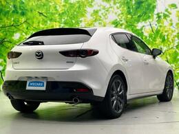 全国に店舗を展開しているのでどこでもお取り寄せが可能です！この車が気になるけど遠方だから・・・と諦める必要はありません！※別途陸送費が必要です。