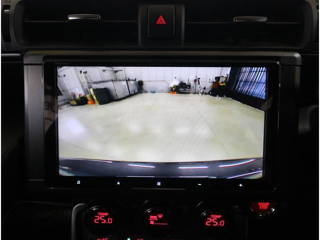 バックカメラ装備。車庫入れや狭い駐車場でも安心ですね。