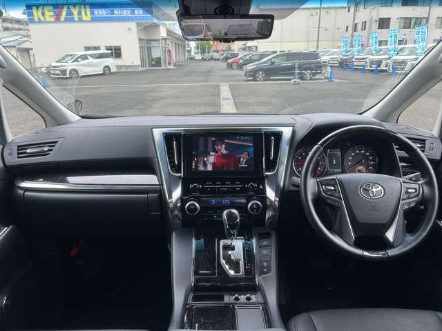 クルマ選びはケーユー♪ケーユーで♪この時期にお買い得な1台を是非♪お客様のお車をプロの見立てでより良い1台をプロデュースします！是非一度お店に遊びに来てください☆