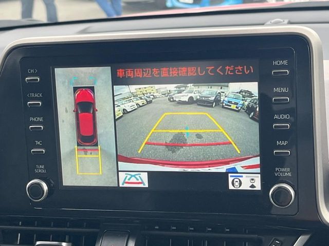 【パノラミックビューモニター】専用のカメラにより、上から見下ろしたような視点で360度クルマの周囲を確認することができます☆死角部分も確認しやすく、狭い場所での切り返しや駐車もスムーズに行えます。