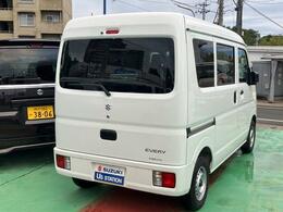 スズキ自販兵庫の中古車はお車に合わせて、4つの保証をご用意しております。詳しくはスタッフまでお問い合わせください