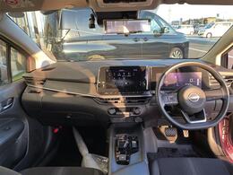 【インパネ全体】『インパネ全体』の画像になります。写真の内容に関してご不明点、ご質問等がございましたらお気軽にガリバー店舗までお問い合わせください。