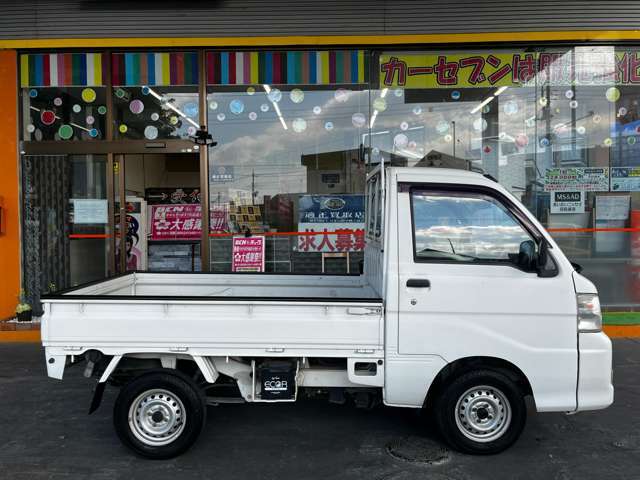 ■□■当店は買取車を多く扱っておりますので、タイミングによってはオークション会場へ出品している場合もございます。　気になる車両がございましたら一度ご連絡を下さいませ　m（＿　＿）m