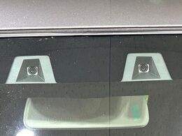 【スズキ　セーフティサポート】走行中に前方の車両等を認識し、衝突しそうな時は警報とブレーキで衝突回避と被害軽減をアシスト。より安全にドライブをお楽しみいただけます。