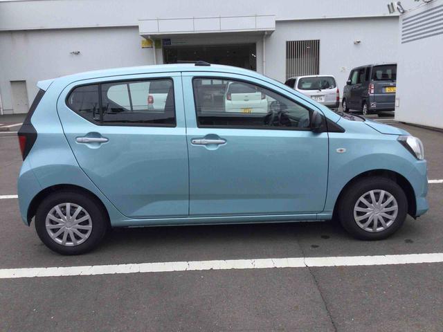 運転席側の画像です。