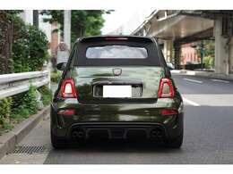 ツーリズモですが、マフラーはレコモンが入っております。