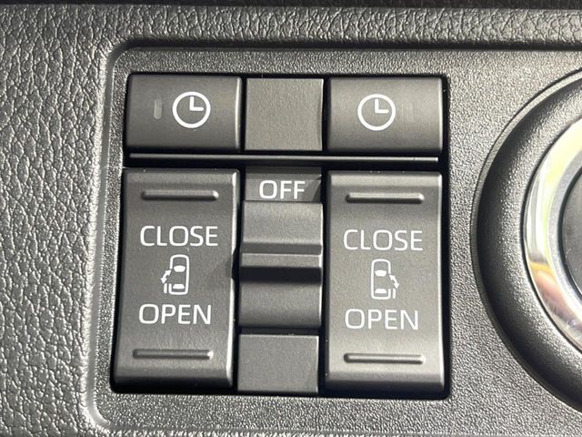 【両側パワースライドドア】スマートキーや運転席のスイッチで後席両側スライドドアの開閉が可能♪電動だから力を入れてドアを開ける必要が無く、小さなお子様でも簡単に開け閉めでき快適です♪
