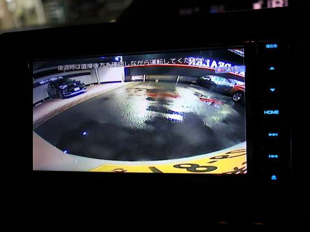 各店舗には在庫のカテゴリーやコンセプトに応じたプロを配置。お客様のご利用シーンやご要望をお聞かせ下さいませ。