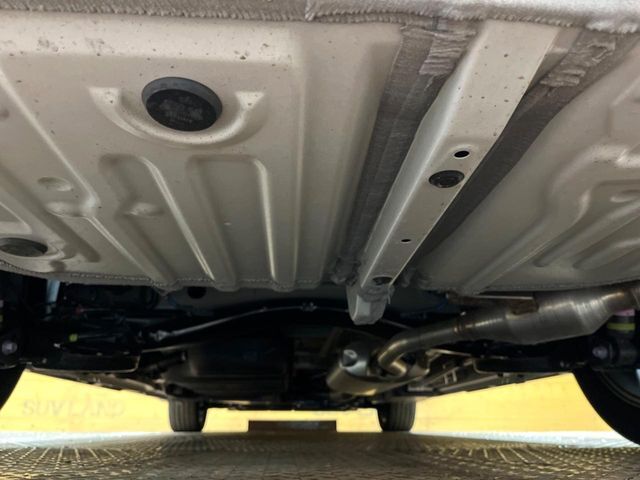下回りがきれいなうちに、防錆加工の施工がオススメ。降雪地域はもちろん、沿岸部にお住いの方や、趣味でマリン・ウィンタースポーツをされる方にご好評いただいております。
