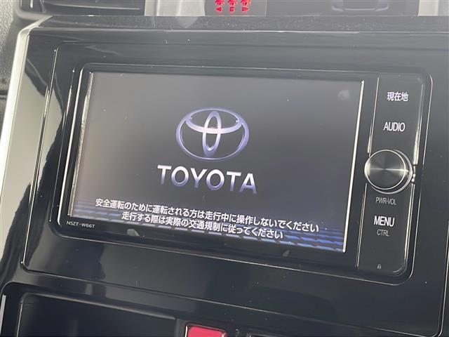 【純正ナビ】専用設計で車内の雰囲気にマッチ！ナビ利用時のマップ表示は見やすく、いつものドライブがグッと楽しくなります！