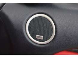 マークレビンソンが装備されておりますのでスピーカーが9個付いておりますので音響も非常に良いです！