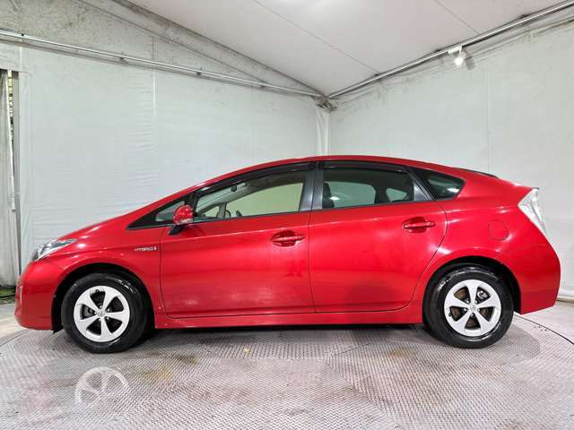 全く同じお車に再び出会うことはできません。少しでも気になるお車がございましたら、すぐにお電話かメールにてお問合せ下さい。