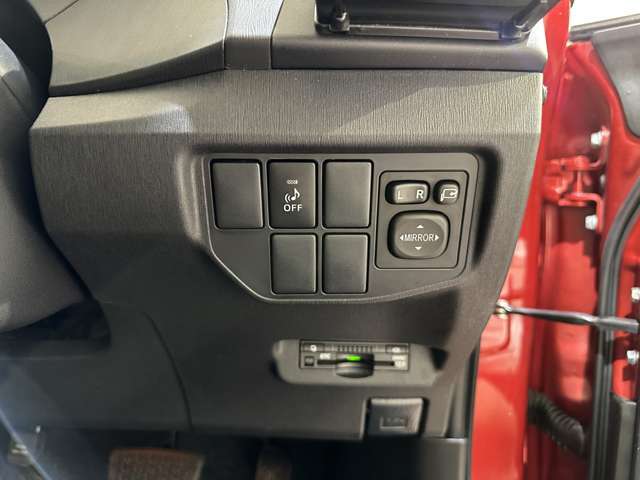 全く同じお車に再び出会うことはできません。少しでも気になるお車がございましたら、すぐにお電話かメールにてお問合せ下さい。