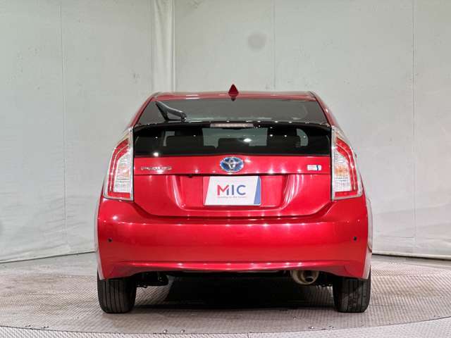 遠方にお住いの方にも安心♪ 全国へ登録納車可能です。北海道から沖縄まで全国各地の陸送納車実績多数有り！実車を確認できない方へも詳細な車両情報を電話やメールにてお伝えします。