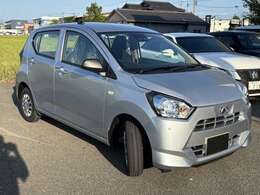 店頭にて展示中ですので、是非、ご来店・お問い合わせ下さい。スタッフ一同お待ちしております。