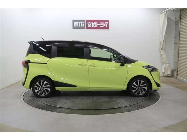 「使ってバック・・カードのポイントで月々の負担を軽減」。車種・年式によっては、対象外の車もあります。