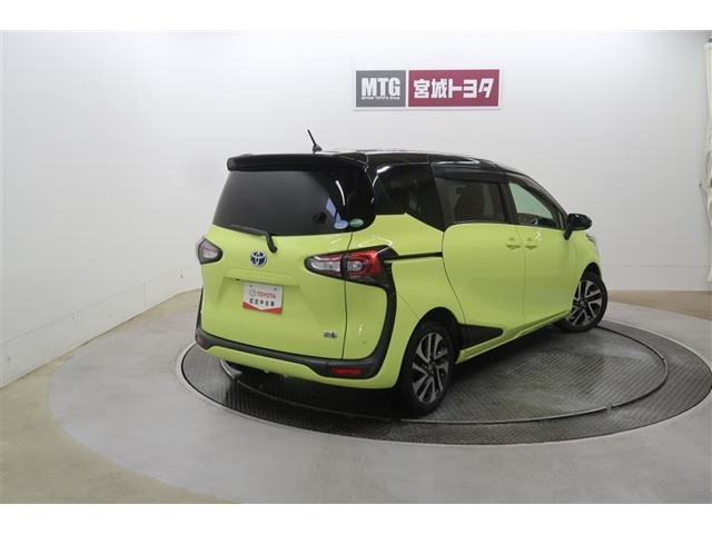 納車前にしっかり点検してお渡ししております。全店舗サービス工場も併設しております。納車後も安心してお任せ下さい。