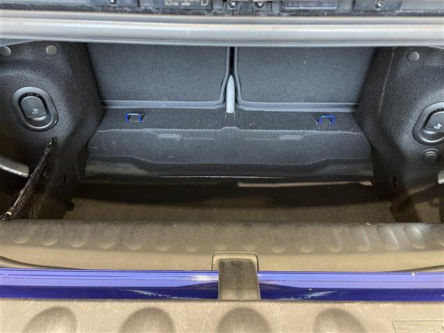 【トランク】『トランク周辺』の画像になります。写真の内容に関してご不明点、ご質問等がございましたらお気軽にガリバー店舗までお問い合わせください。