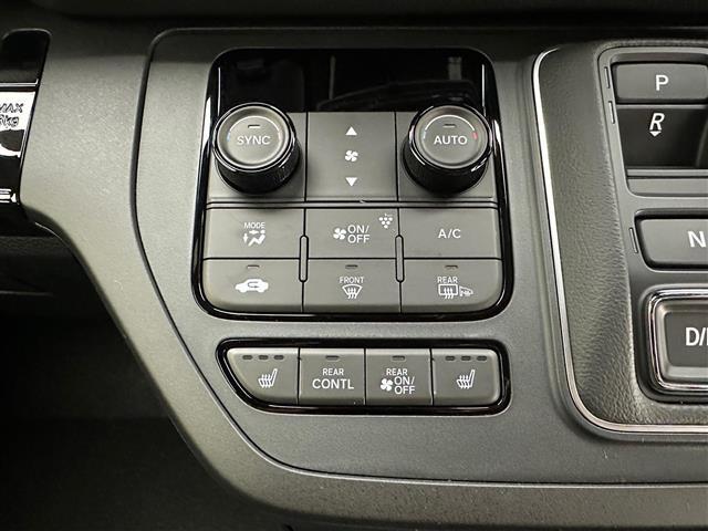 【運転席操作部】快適なドライブを楽しむための機能が装備されています！運転席から触れるので、使いやすいです！除菌プランいれていただくと、さらに清潔で安心していただけます！
