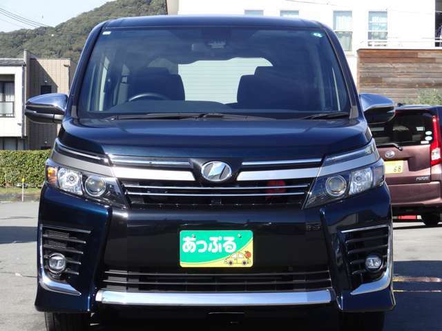 毎日全国の仕入れ先から厳選した車を仕入れしております！プロの査定士の検査を受けた車を仕入れ、入庫後も社員が1台1台を走行チェックや状態確認・装備確認などを入念に行います。