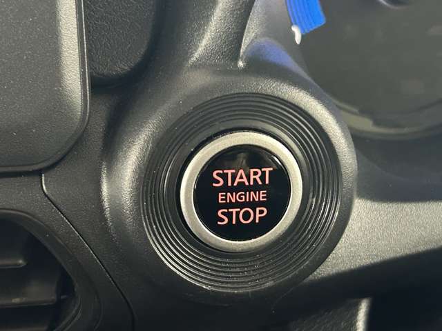 プッシュスターター：ボタン1つでエンジンの始動が出来るので便利ですね★