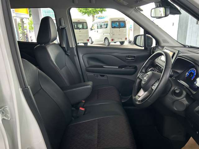 ☆運転席・助手席☆