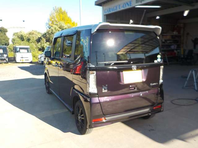 軽自動車専門だから色々なメーカーの軽を比較できます♪