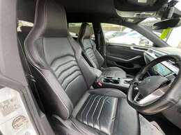 オンライン（ZoomやGoogleMeet）にてお車のご案内も可能です！”エンジンをかけてほしい！”や”車両状態の詳細を知りたい”など何でもお申し付けください！