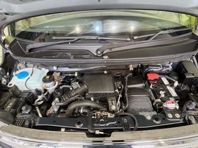 親切・丁寧な専門メカニックスタッフが応対！・車検・点検整備・事故等の修理などアフターサービスも安心。お車のカスタマイズもネクステージのサービススタッフまでご相談ください！