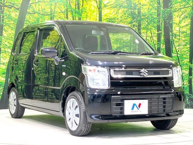 大好評のボディコーティング「弾スプラッシュコート」もご納車までに施工可能。通常のガラスコートと異なる、耐久年数6年の無機質ガラスコーティングが、ボディをキレイな状態に保ってくれます。